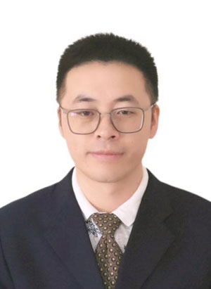 罗曾